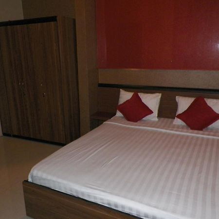 Ariandri Boutique Guesthouse Bandung Pokój zdjęcie