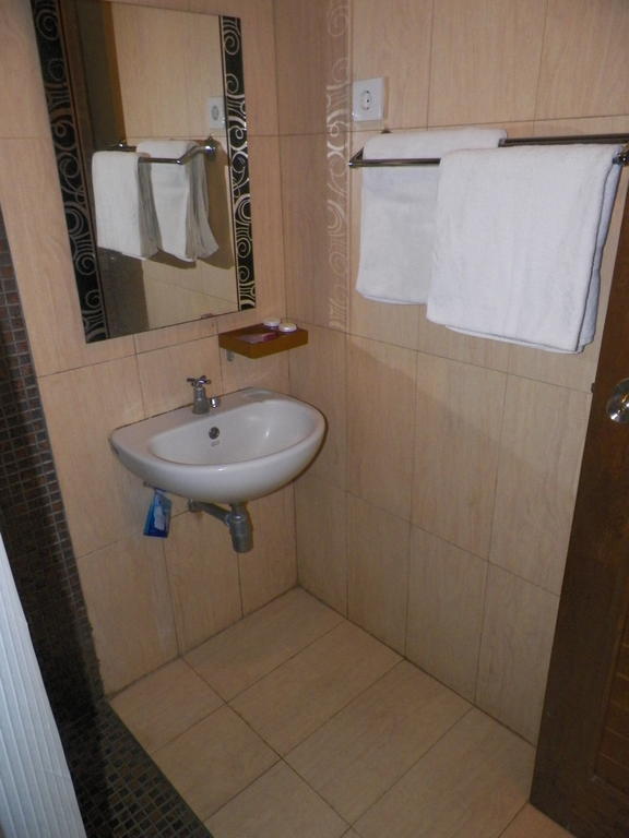 Ariandri Boutique Guesthouse Bandung Pokój zdjęcie